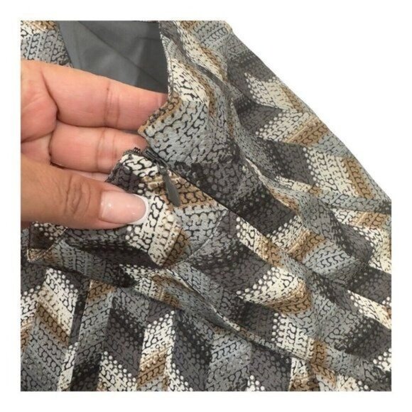 Talbots Women SZ 14 Multicolored Pleated Chevron Print Skirt Midi Length Casual - Picture 8 of 9